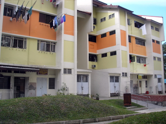 Blk 104 Hougang Avenue 1 (S)530104 #241972